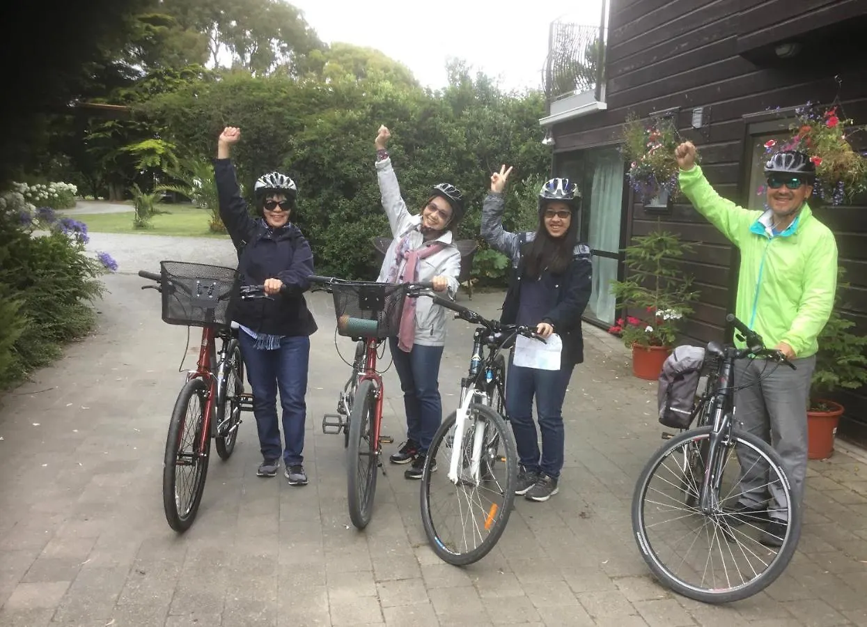 Antares Homestay contacts